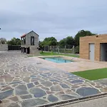 Villa Lujosa Con Piscina