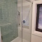 Lujosa Con Piscina Villa