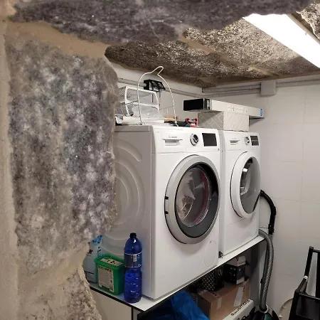 Lujosa Con Piscina Villa