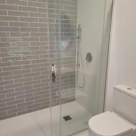 Lujosa Con Piscina Villa *