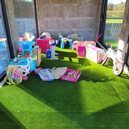 Lujosa Con Piscina Ribadumia