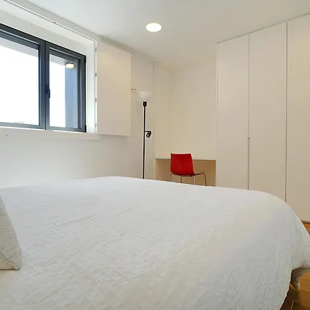 Lujosa Con Piscina Villa