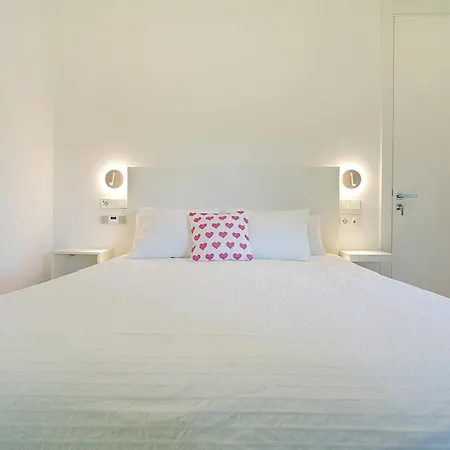 Lujosa Con Piscina *