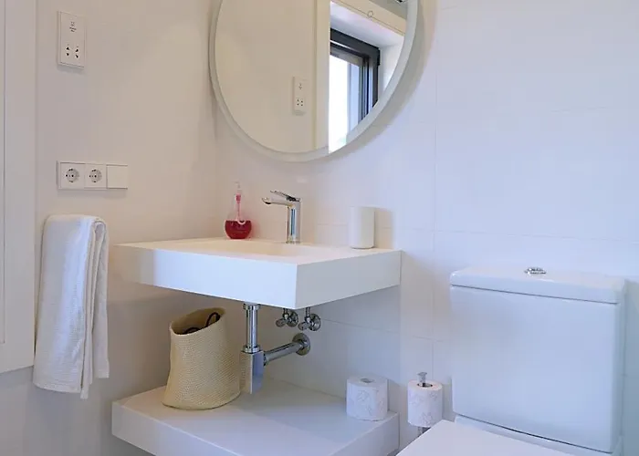 Lujosa Con Piscina 빌라 *