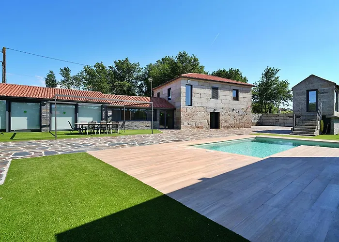 Lujosa Con Piscina * Ribadumia